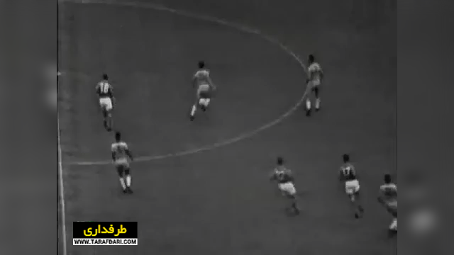 برتری 5-2 برزیل مقابل فرانسه با هت تریک پله و صعود به فینال جام جهانی (1958/6/24) / فیلم