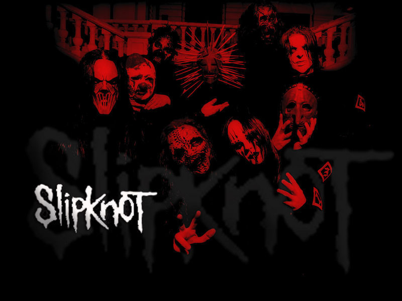 Slipknot - Spiders(LYRICS VIDEO) (📽480ps)intro reminds me of Halloween  soundtrack,,and the middle part,reminds me of Arctic Monkeys for some  reason idk, By Slipknot USA