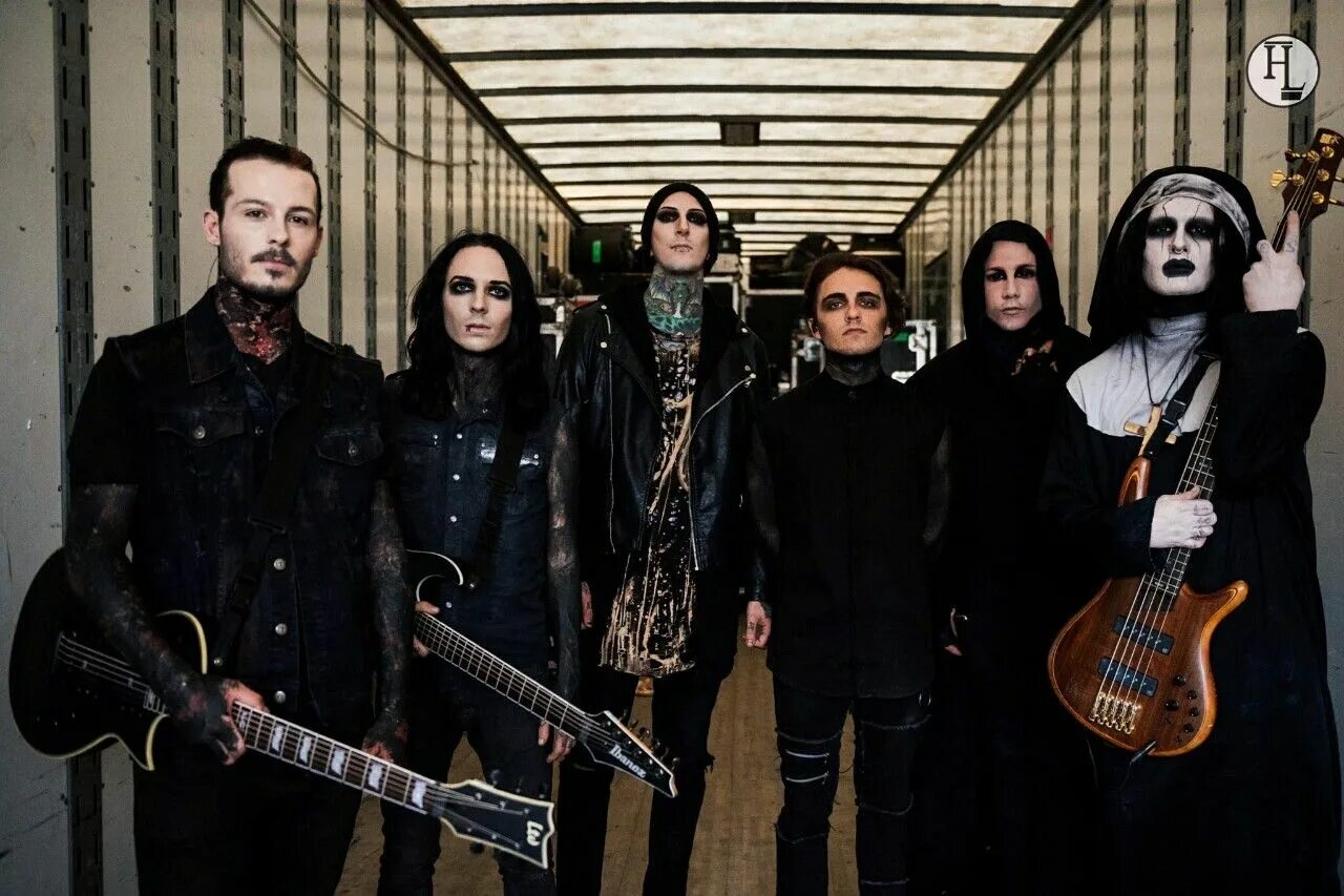 Motionless in white somebody told